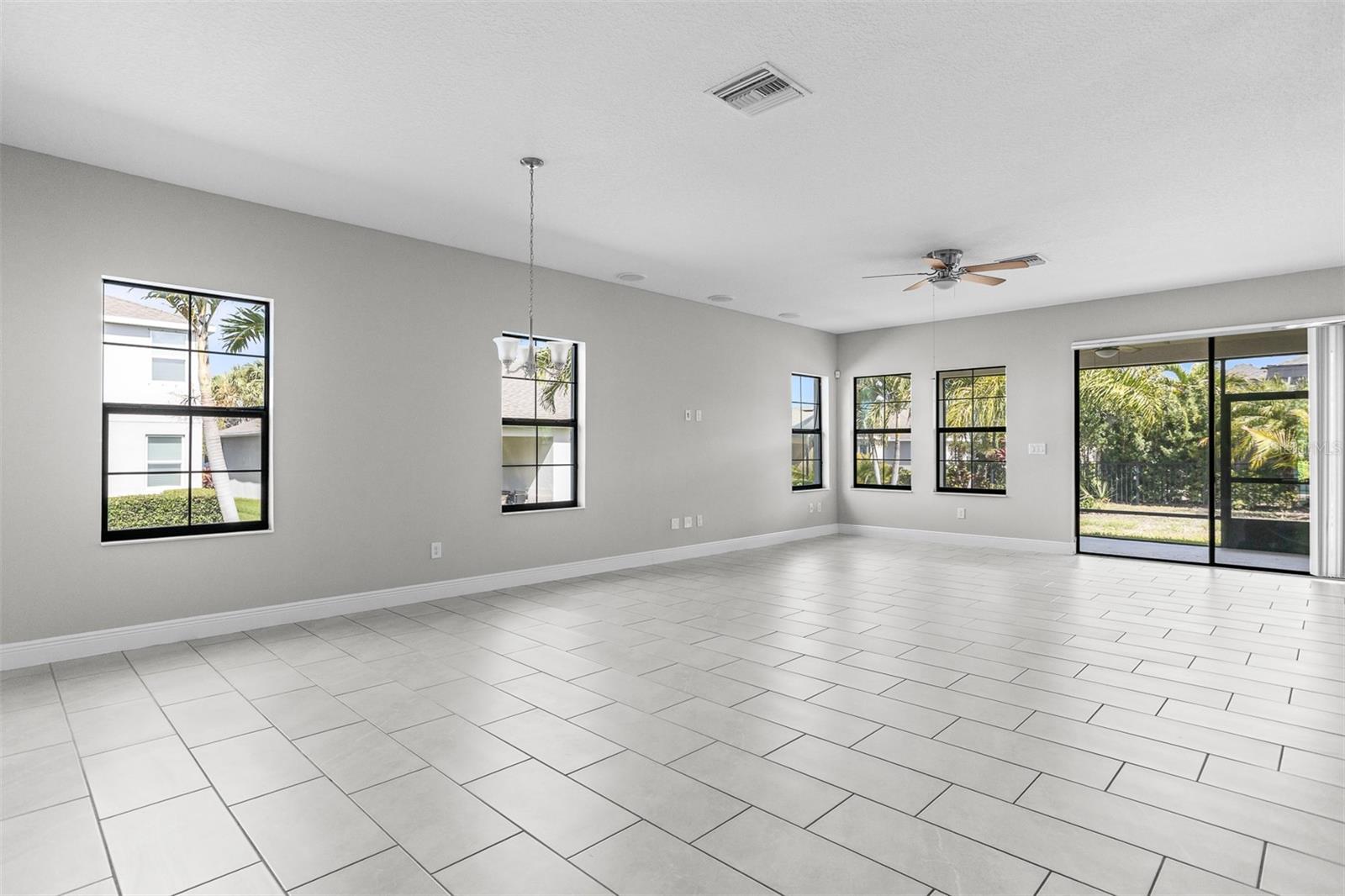 Image 11 of 37 For 6906 Paradiso Drive