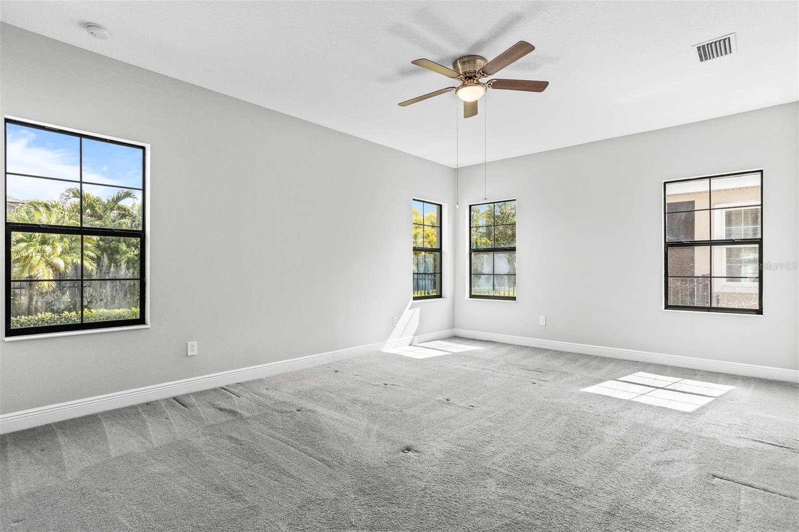 Image 26 of 37 For 6906 Paradiso Drive