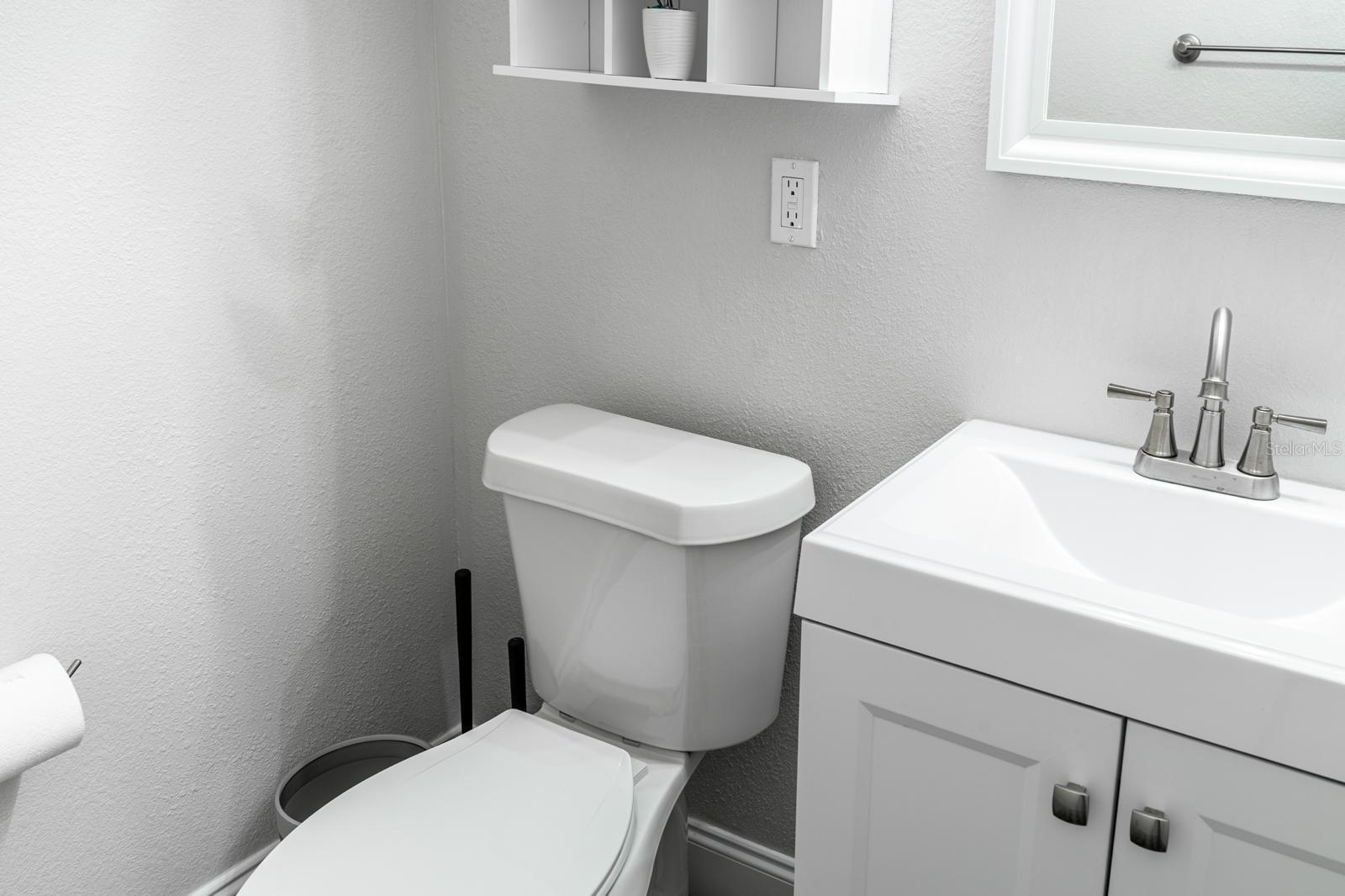 Image 12 of 22 For 4327 17th Avenue S