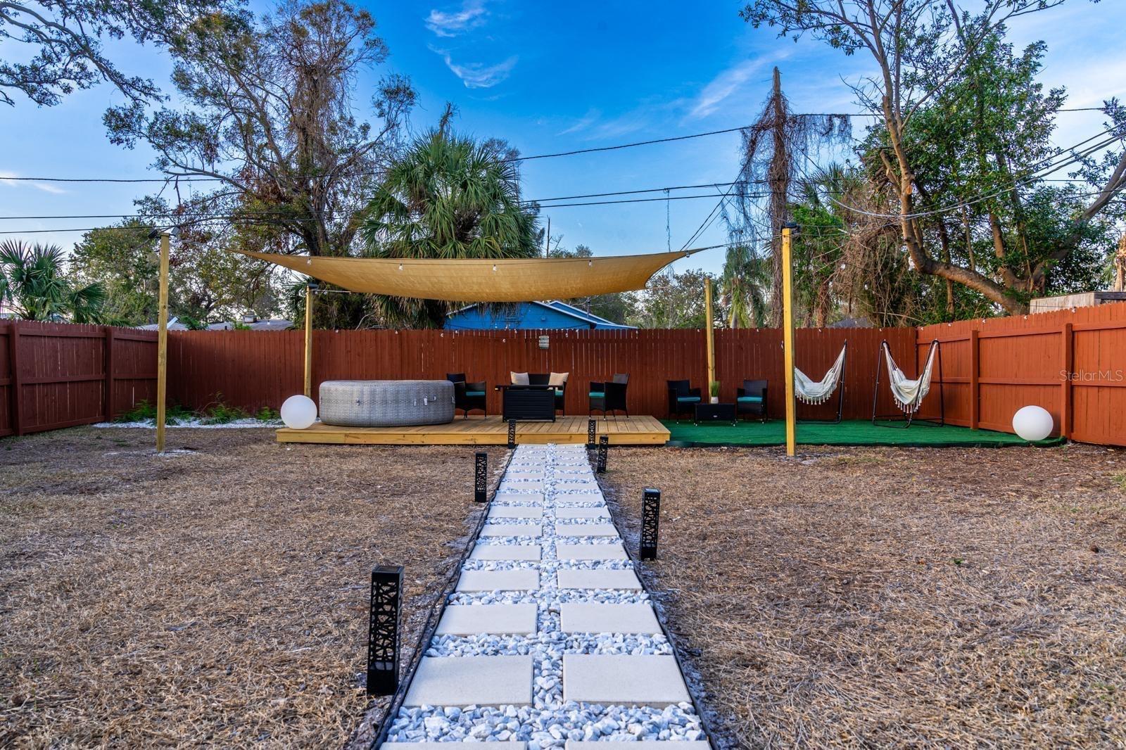 Image 18 of 22 For 4327 17th Avenue S