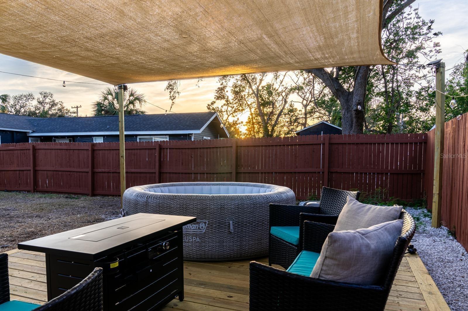 Image 19 of 22 For 4327 17th Avenue S