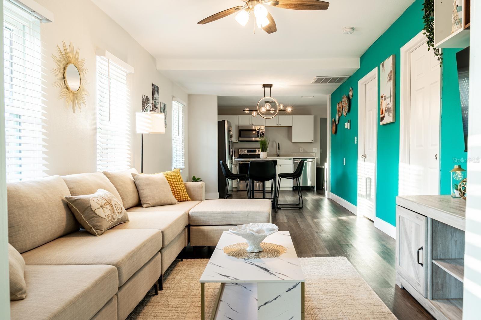 Image 3 of 22 For 4327 17th Avenue S