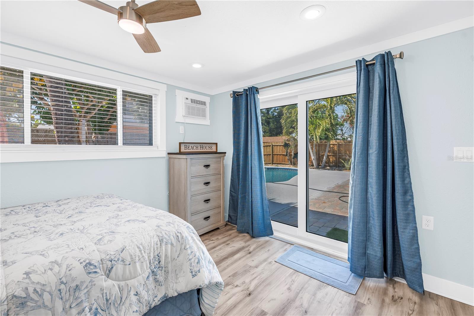 Image 21 of 56 For 6892 Gulf Winds Drive 1