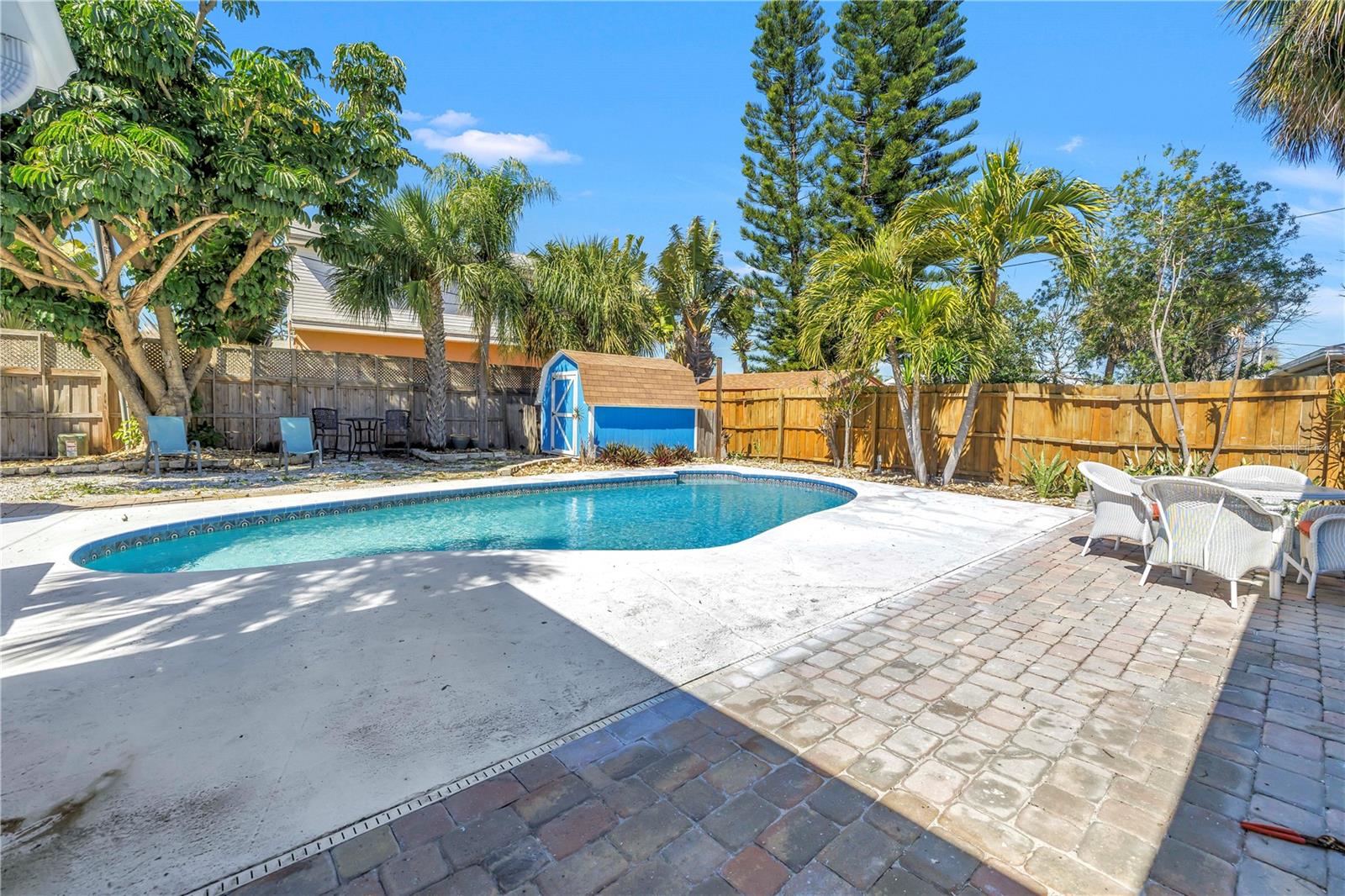 Image 39 of 56 For 6892 Gulf Winds Drive 1