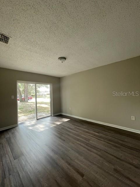 Image 10 of 13 For 2415 Idlewild Street