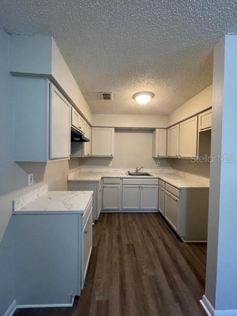 Image 2 of 13 For 2415 Idlewild Street