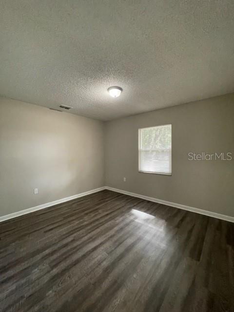 Image 8 of 13 For 2415 Idlewild Street