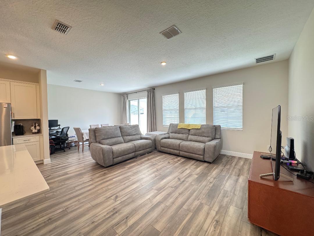 Image 13 of 30 For 10353 Fieldstone Myrtle Way