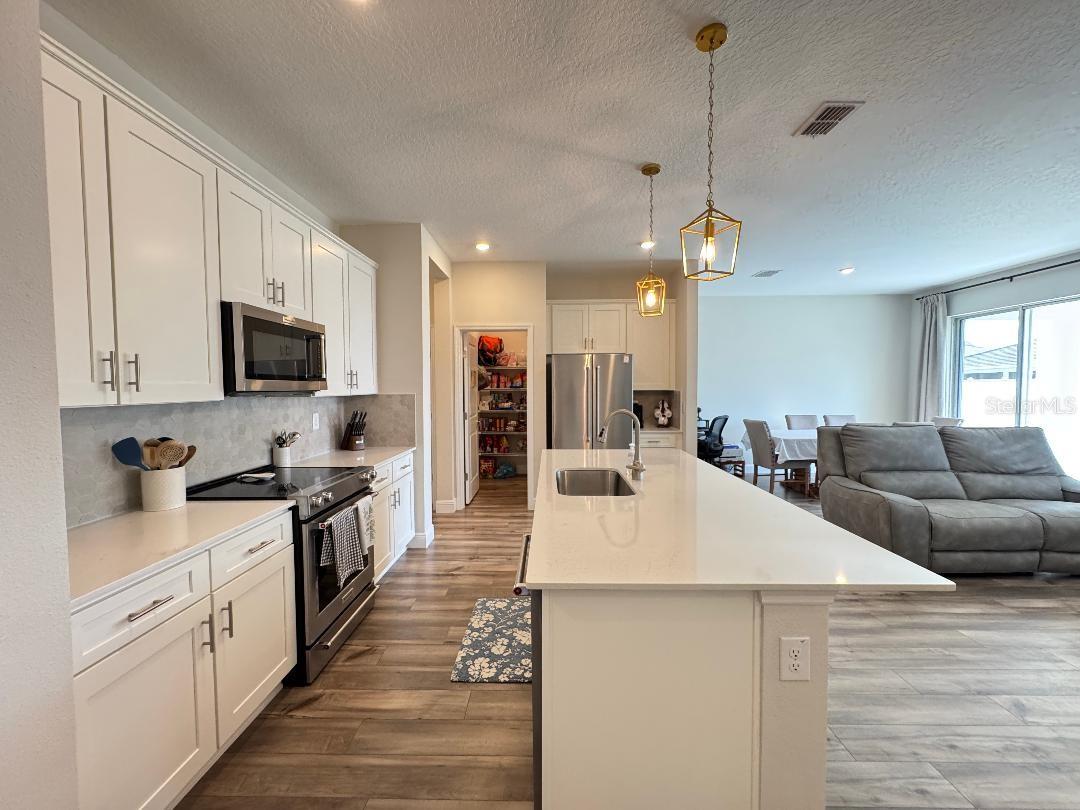 Image 15 of 30 For 10353 Fieldstone Myrtle Way