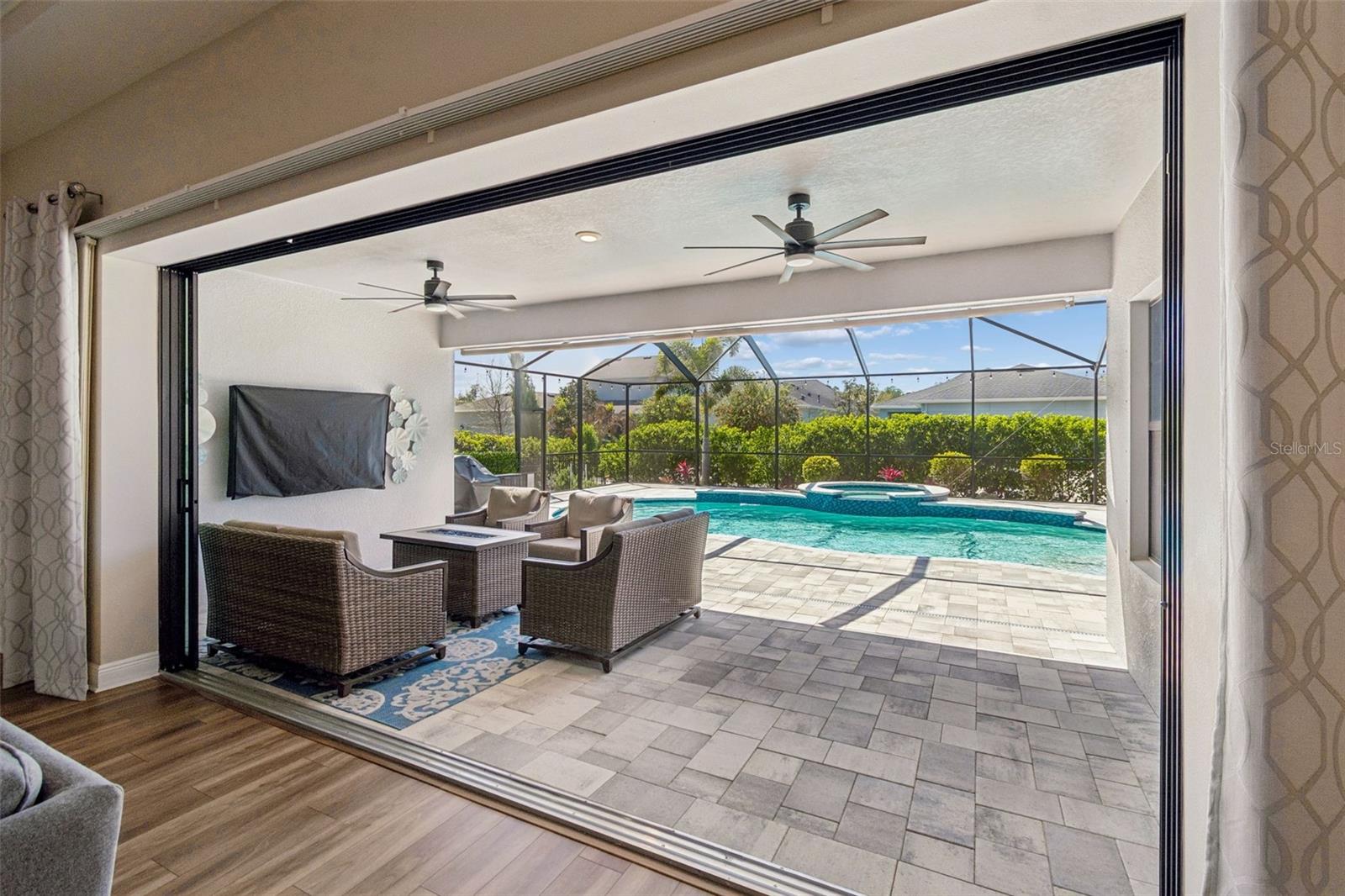 Listing photo id 38 for 4241 Amped Way