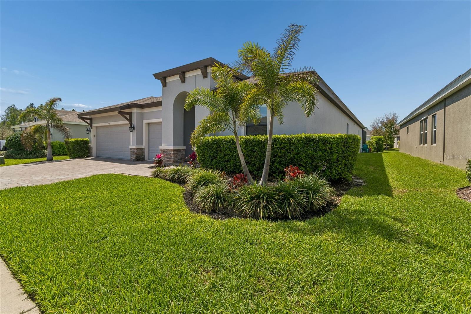 Listing photo id 4 for 4241 Amped Way