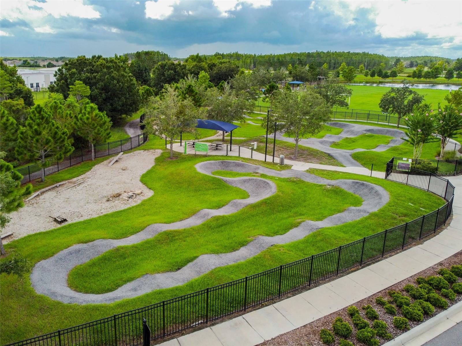 Listing photo id 82 for 4241 Amped Way