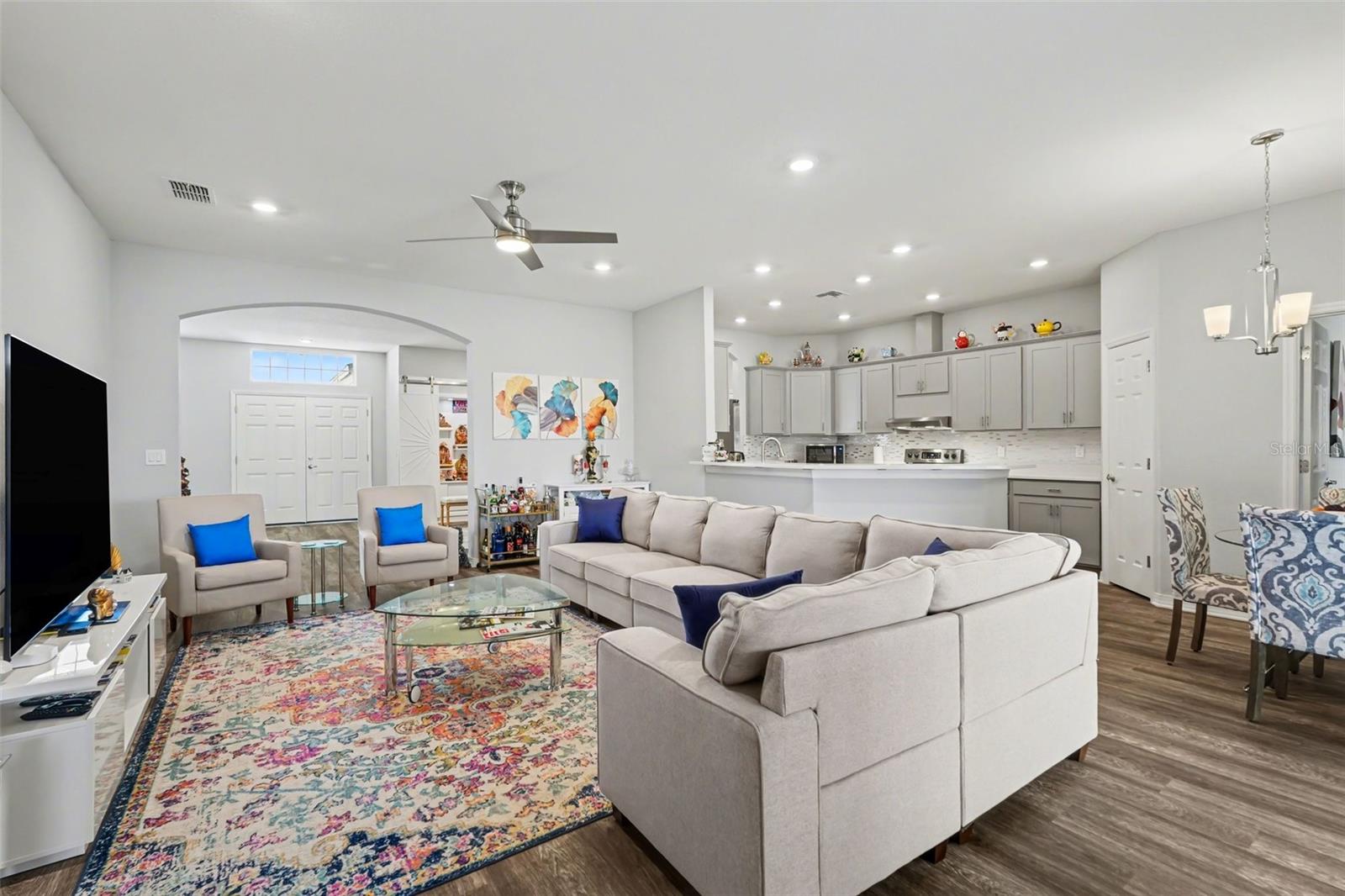 Image 7 of 33 For 6749 Abbywood Lane