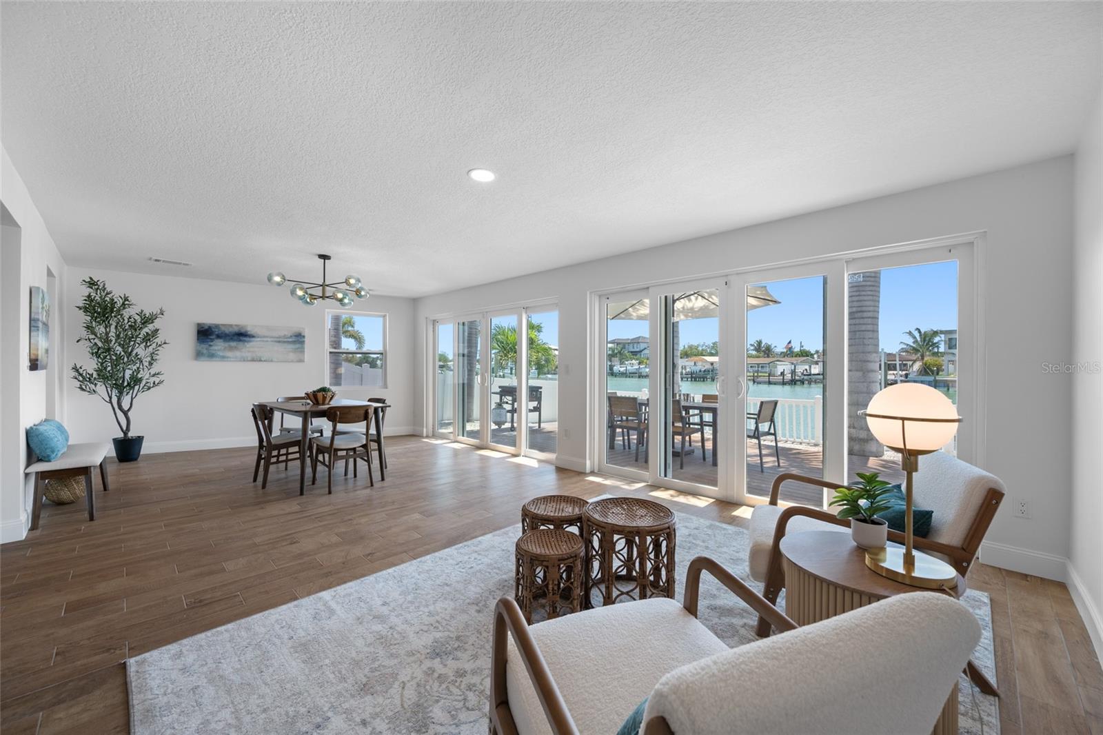 Image 20 of 61 For 7984 1st Avenue S