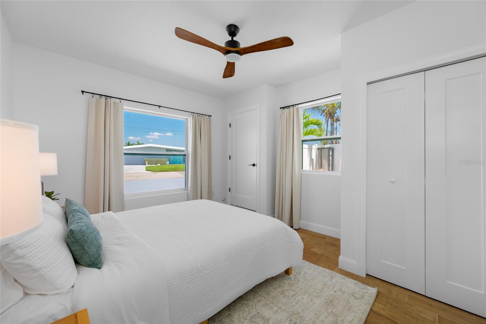 Image 27 of 61 For 7984 1st Avenue S