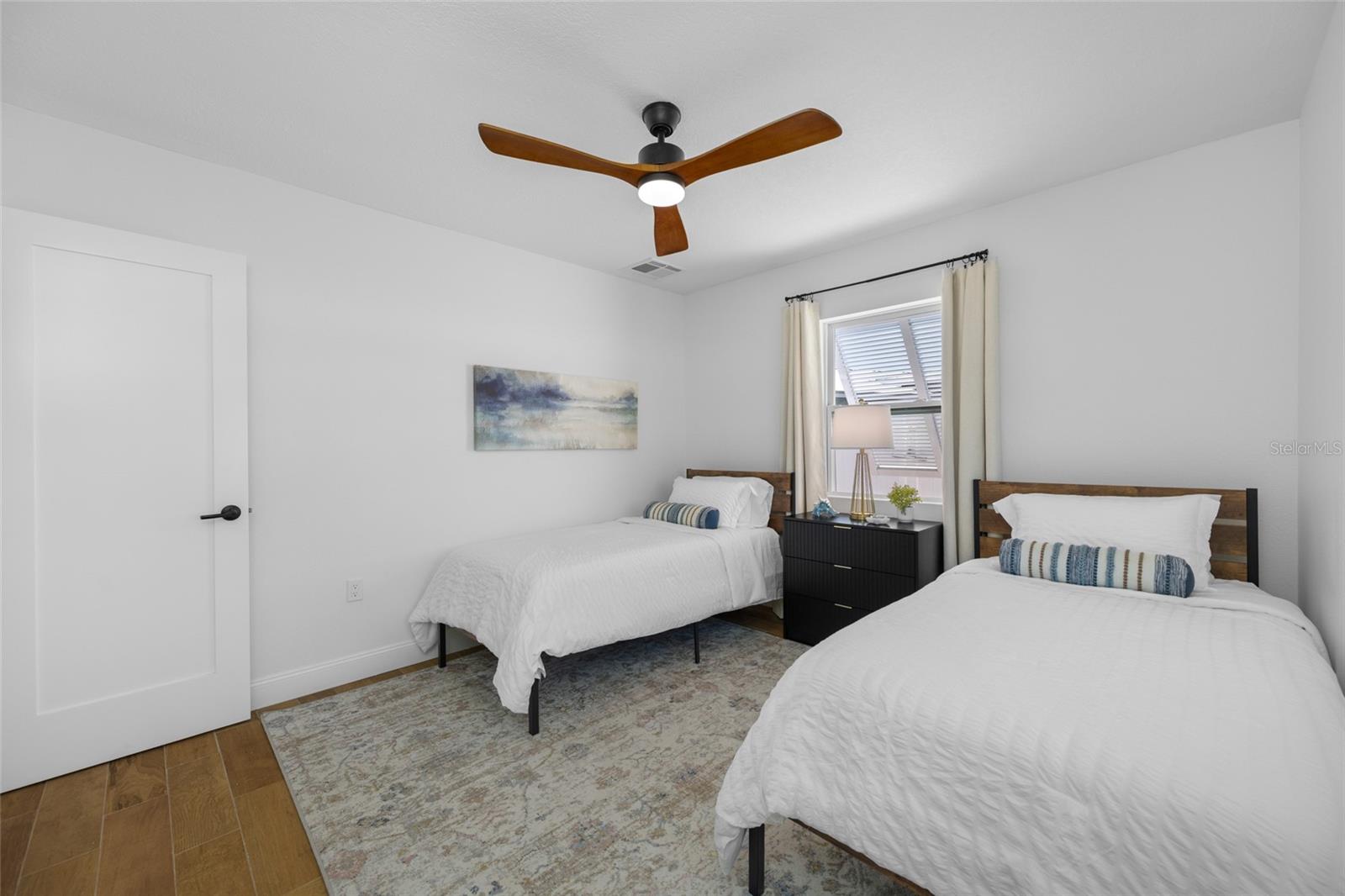 Image 33 of 61 For 7984 1st Avenue S