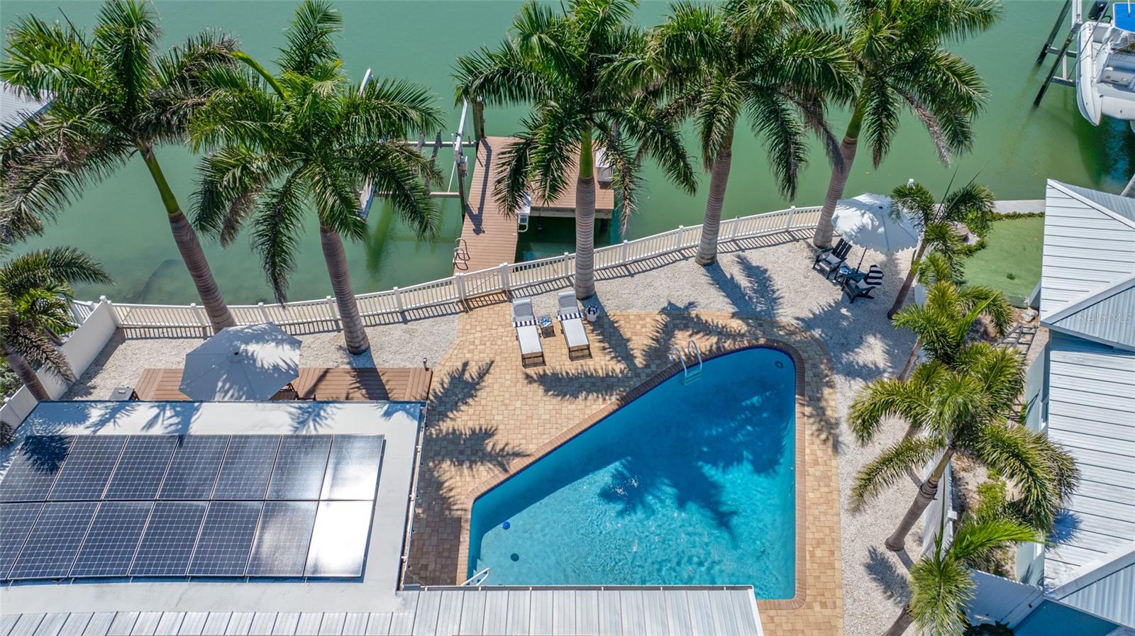 Image 4 of 61 For 7984 1st Avenue S