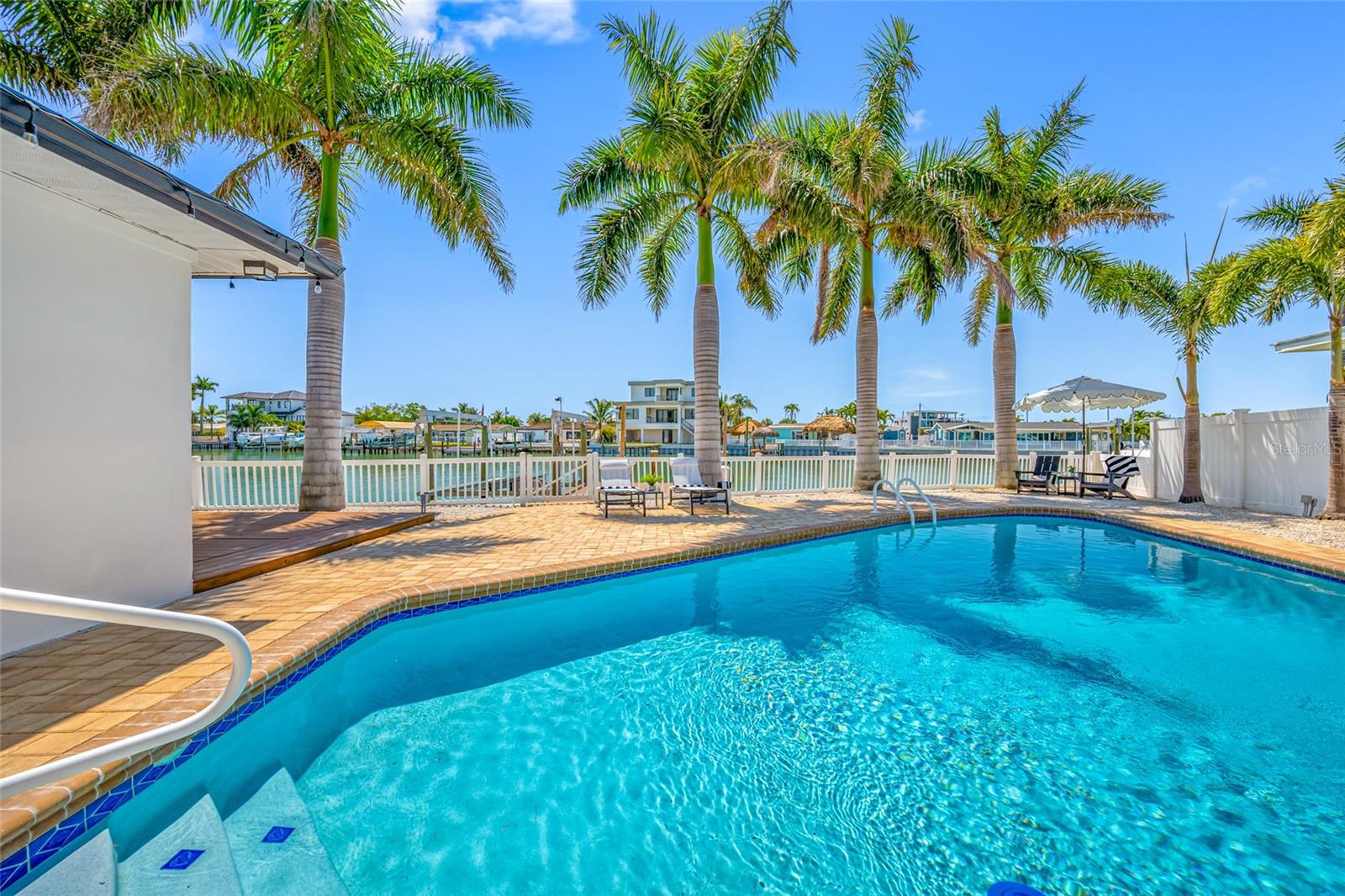 Image 56 of 61 For 7984 1st Avenue S