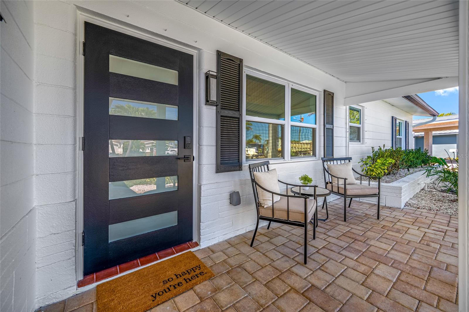 Image 6 of 61 For 7984 1st Avenue S