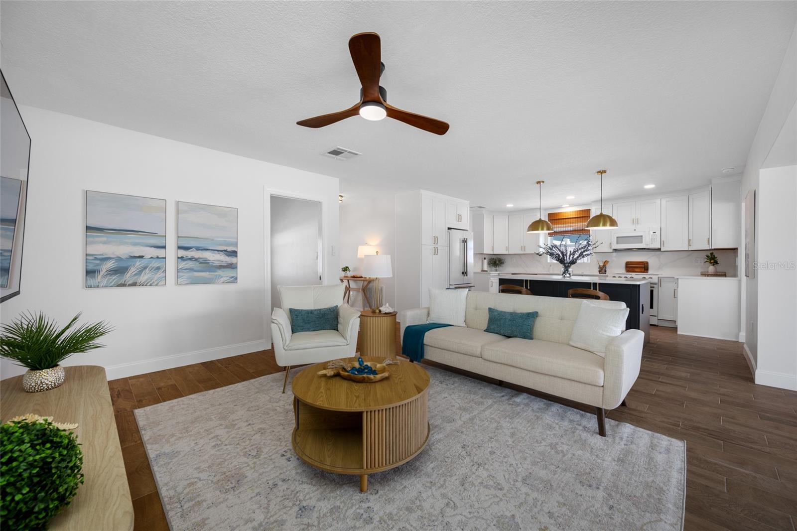 Image 9 of 61 For 7984 1st Avenue S