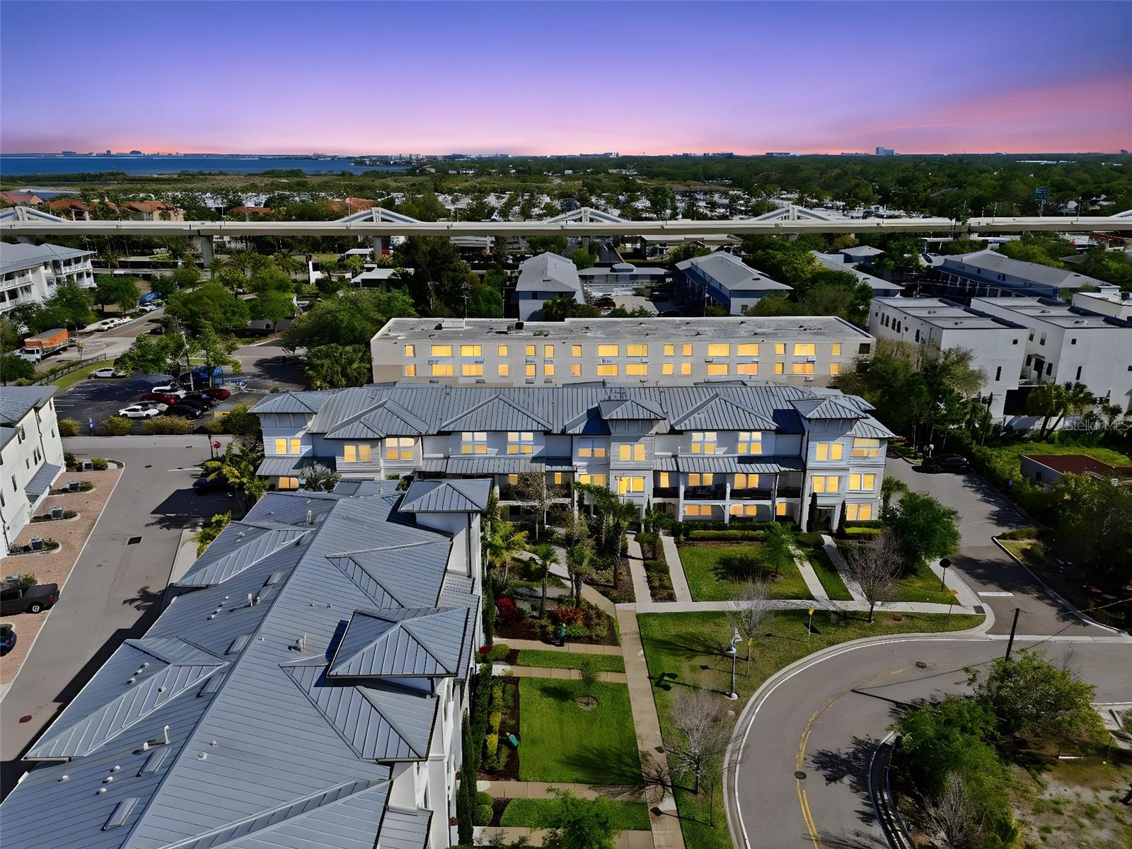 Listing photo id 58 for 4921 Paul Avenue 5