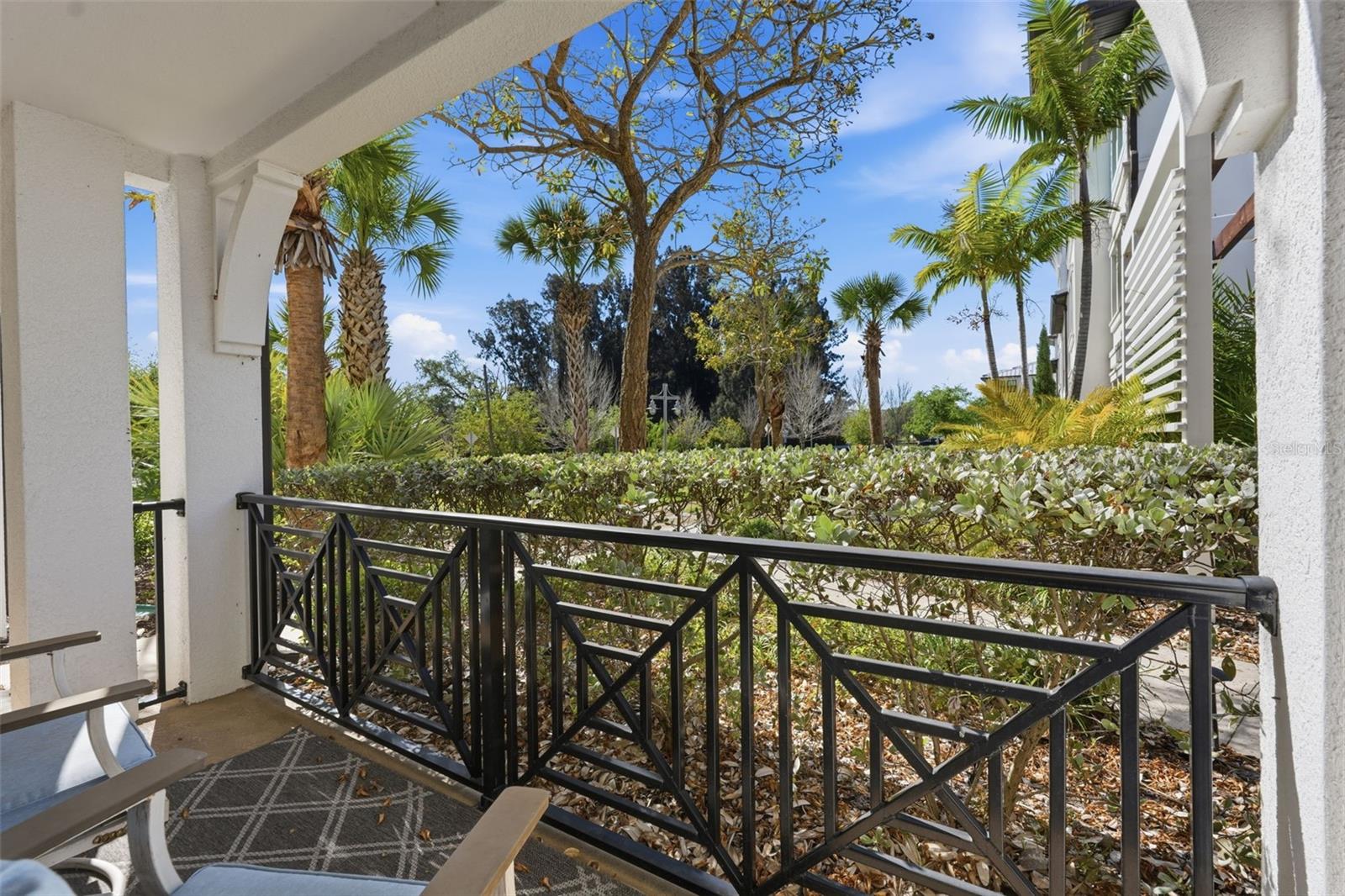 Listing photo id 5 for 4921 Paul Avenue 5