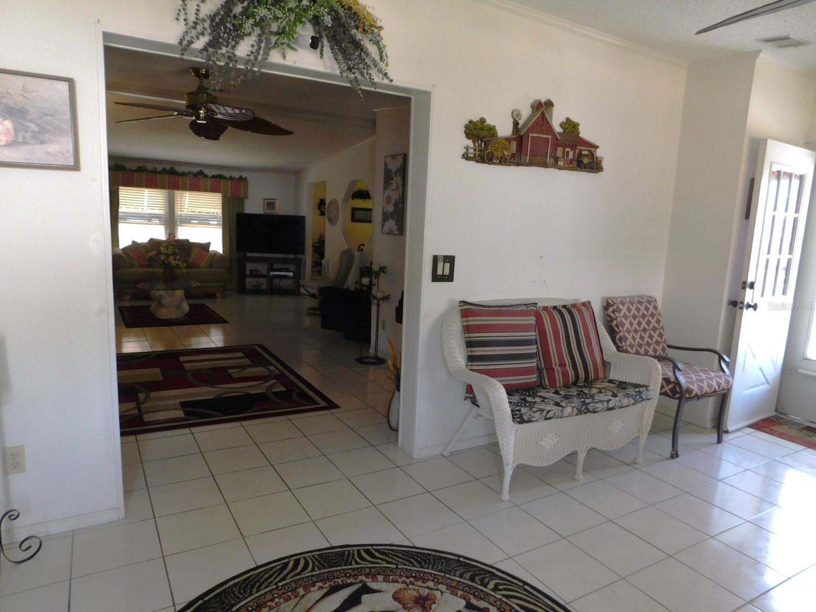 Image 14 of 56 For 1001 Starkey Road 395