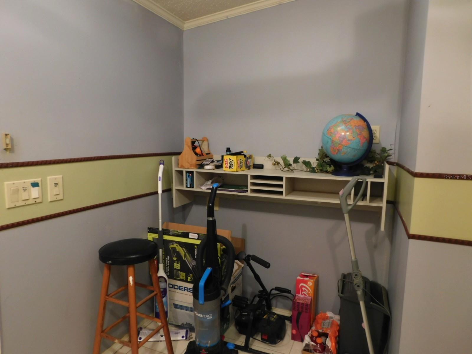 Image 35 of 56 For 1001 Starkey Road 395