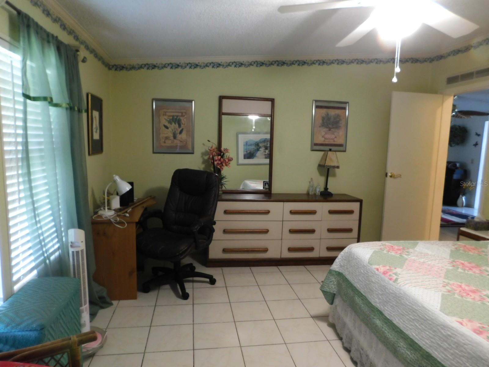 Image 46 of 56 For 1001 Starkey Road 395