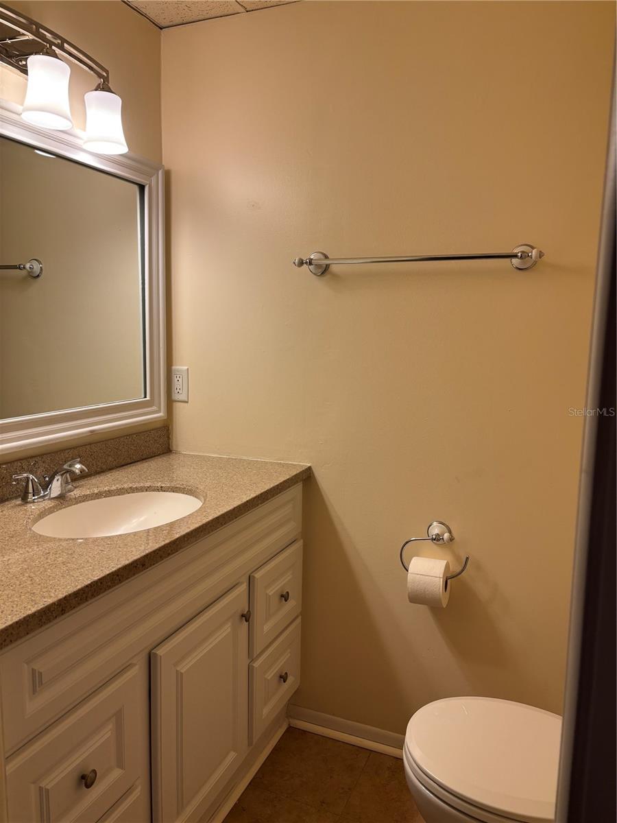 Image 14 of 32 For 128 2nd Avenue Sw