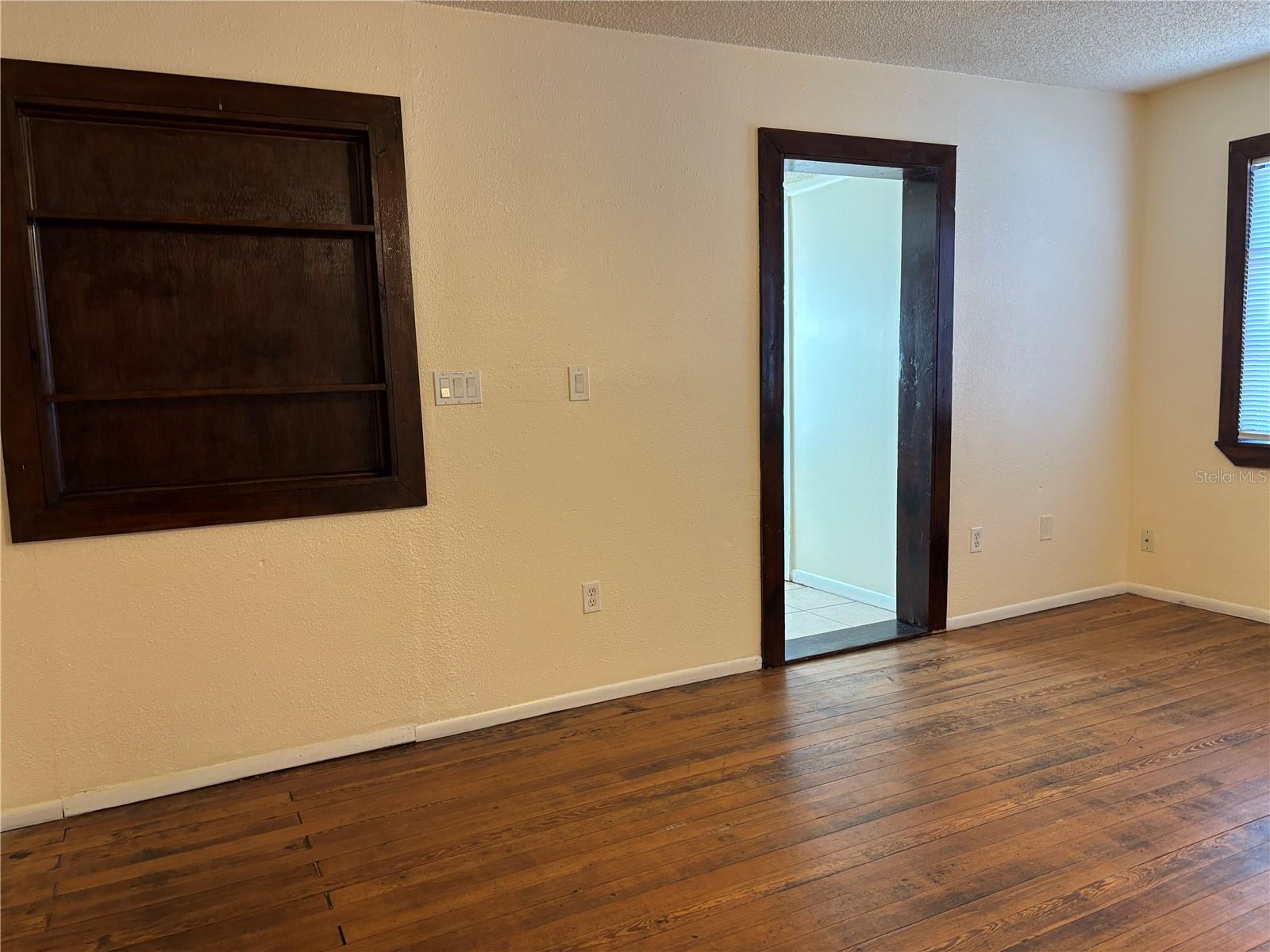 Image 17 of 32 For 128 2nd Avenue Sw