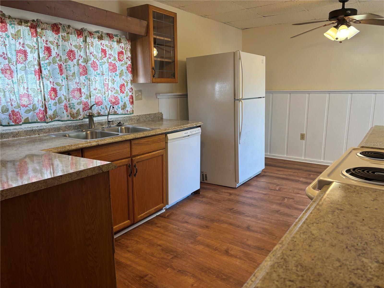 Image 5 of 32 For 128 2nd Avenue Sw