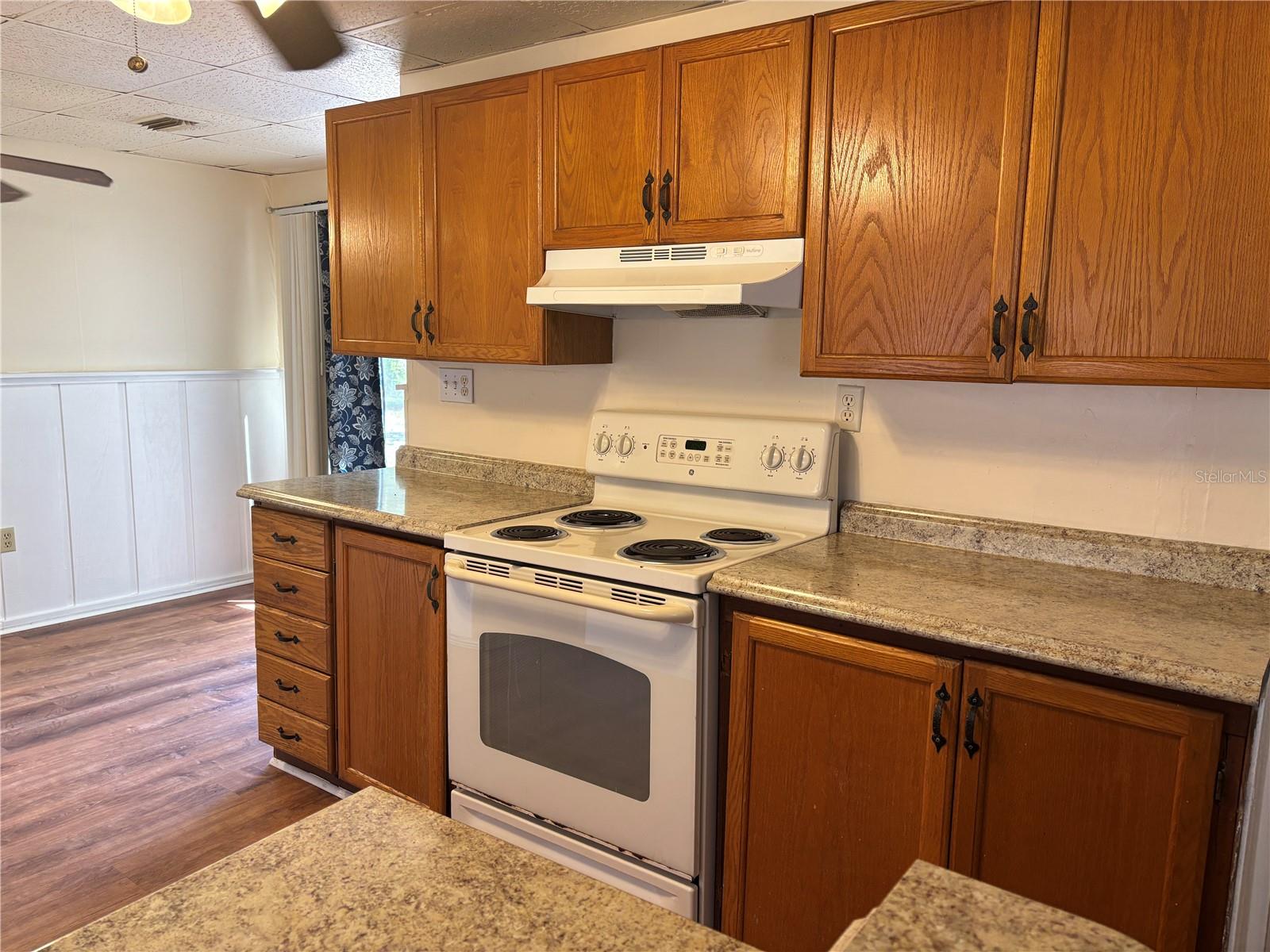 Image 8 of 32 For 128 2nd Avenue Sw