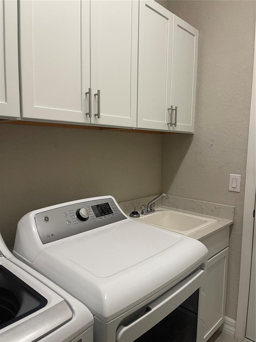 Image 10 of 16 For 7113 Whittlebury Trail