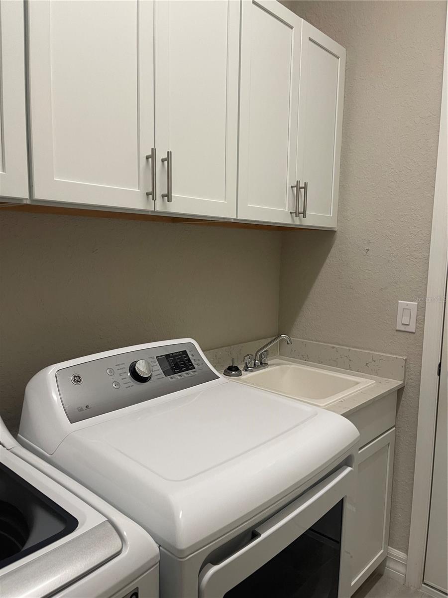 Image 9 of 16 For 7113 Whittlebury Trail