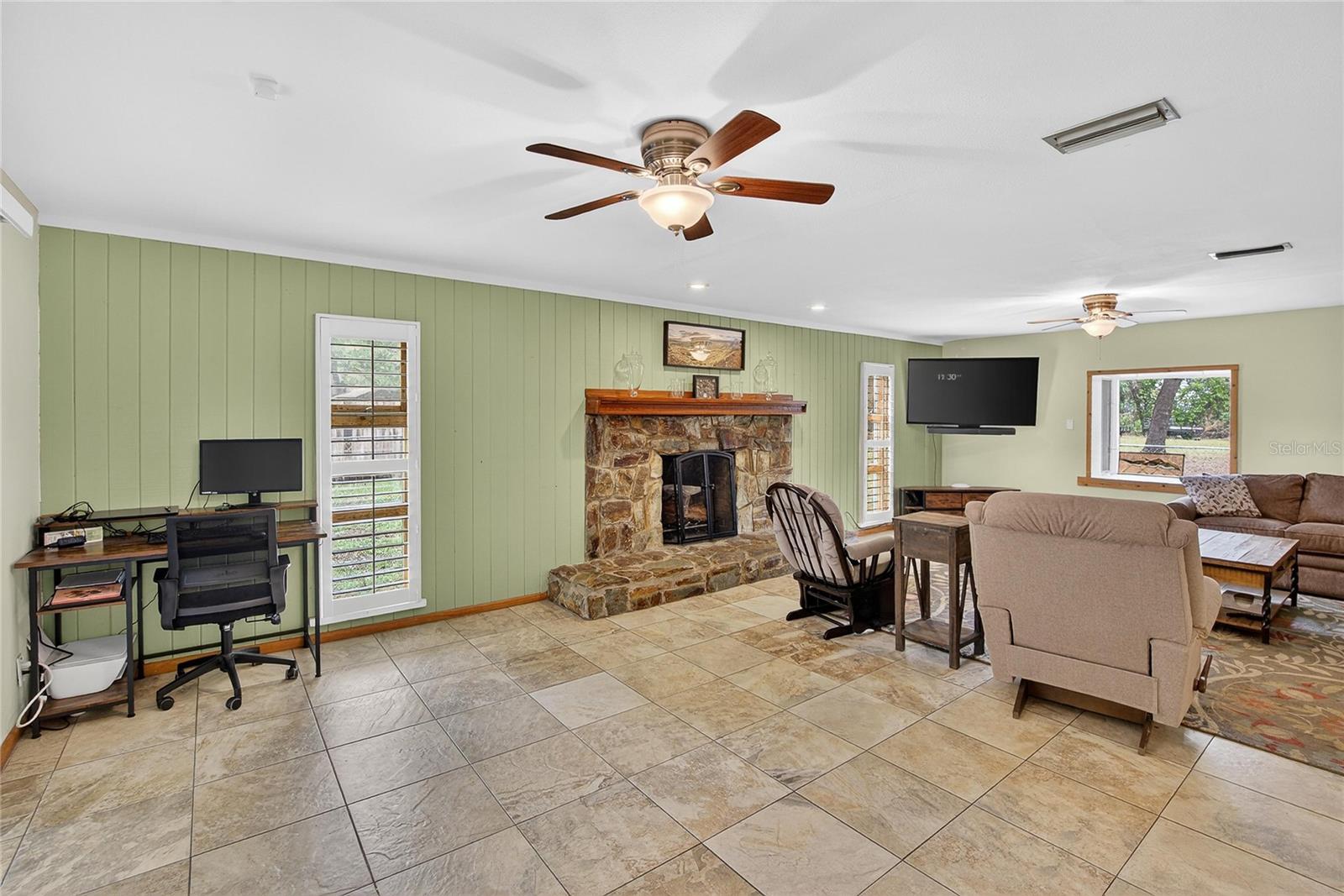 Image 16 of 55 For 2701 Brandon View Drive