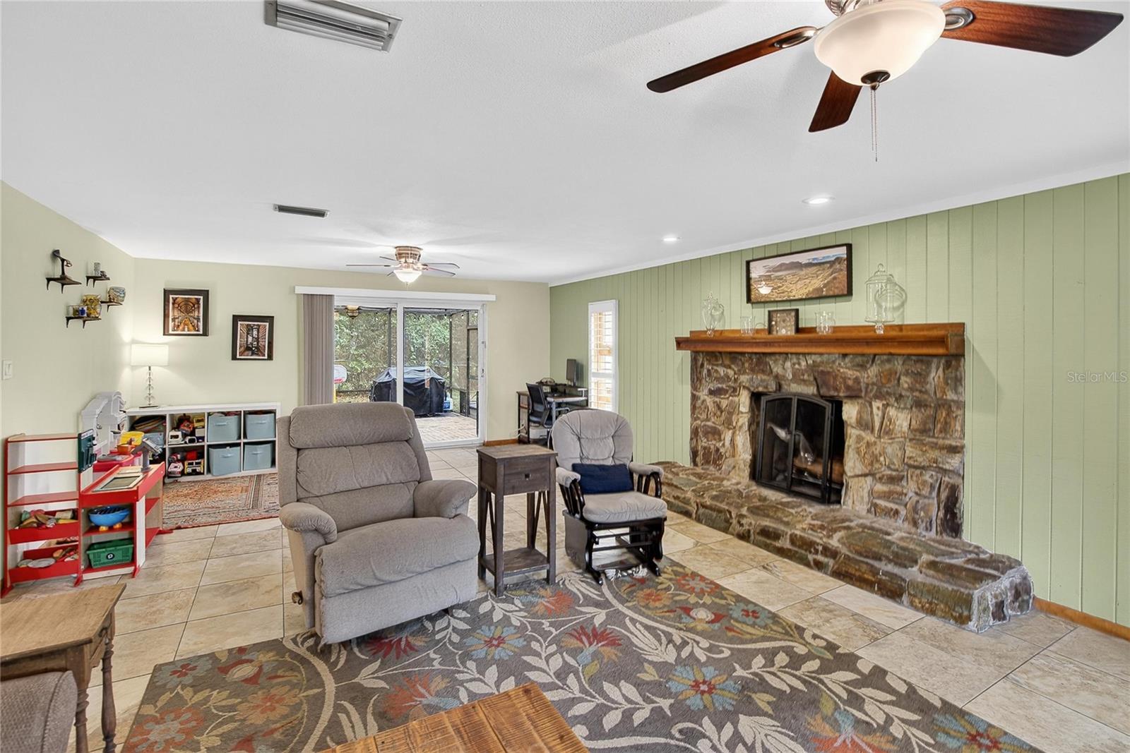 Image 18 of 55 For 2701 Brandon View Drive