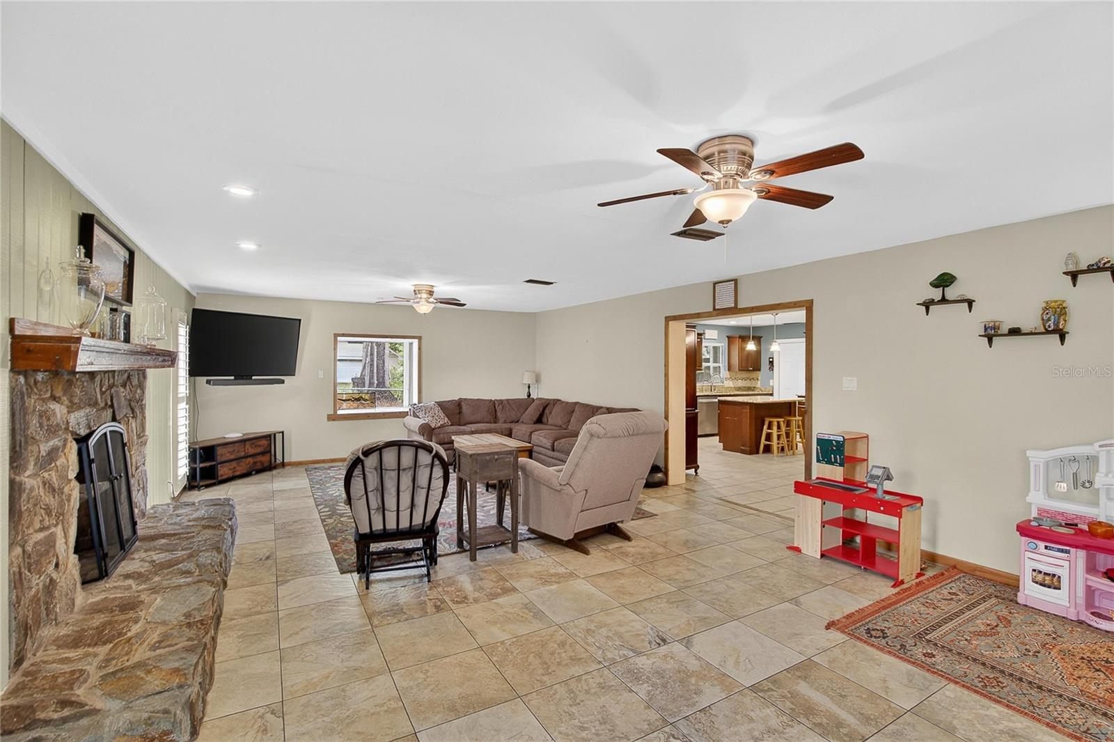 Image 19 of 55 For 2701 Brandon View Drive