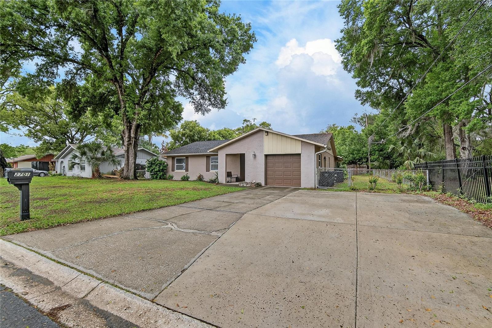 Image 47 of 55 For 2701 Brandon View Drive