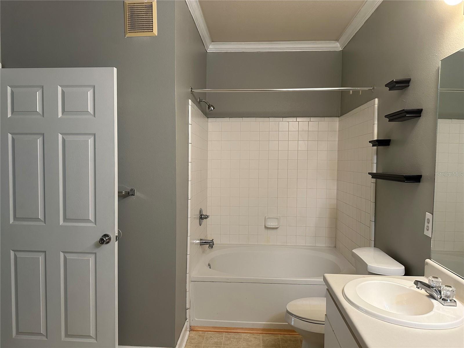 Image 5 of 11 For 18302 Bridle Club Drive 18302