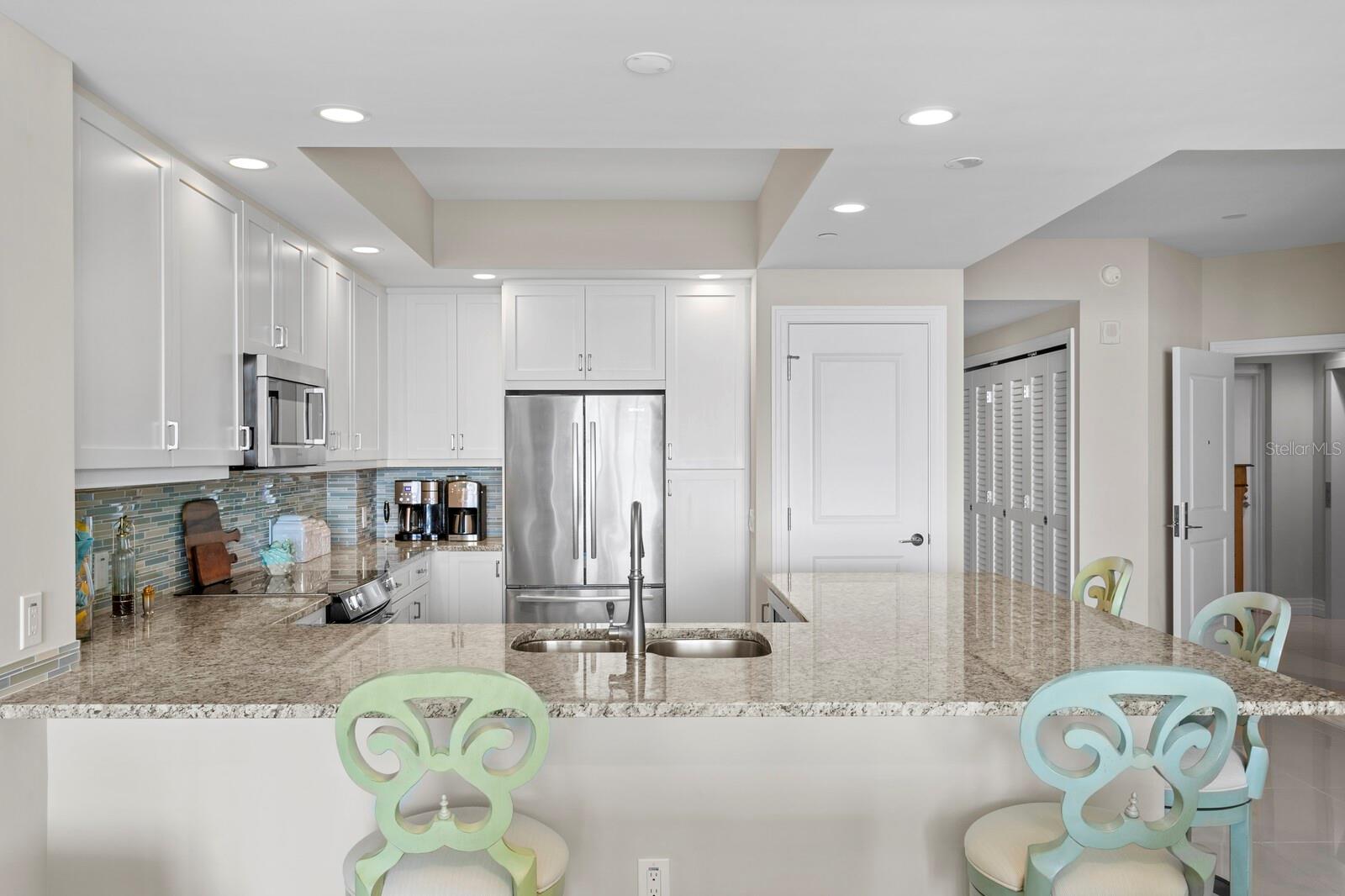 Image 18 of 59 For 1325 Snell Isle Boulevard Ne 709