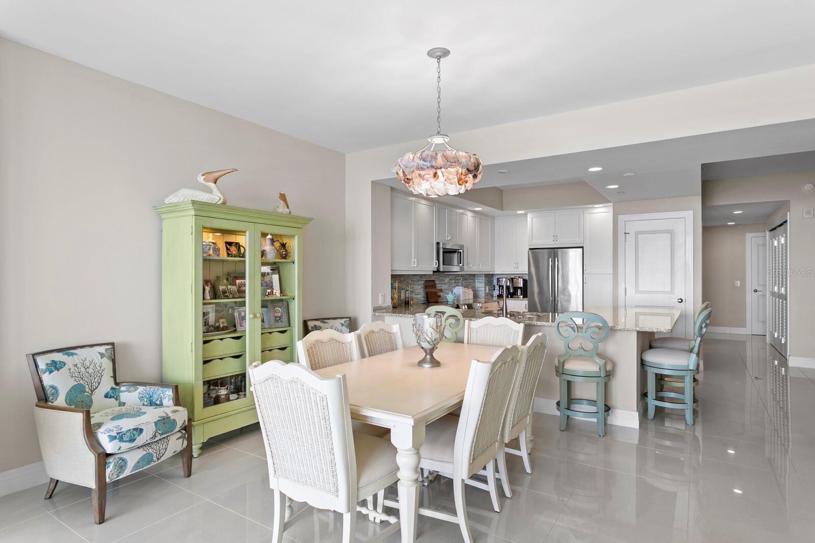 Image 22 of 59 For 1325 Snell Isle Boulevard Ne 709