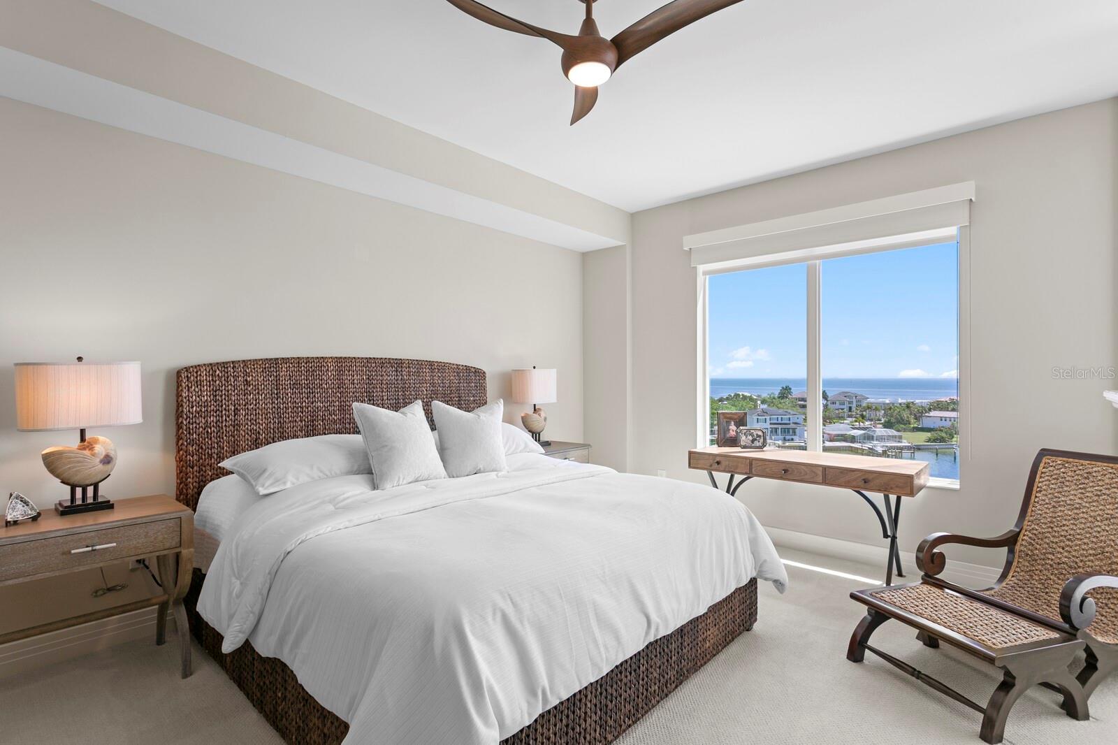 Image 30 of 59 For 1325 Snell Isle Boulevard Ne 709