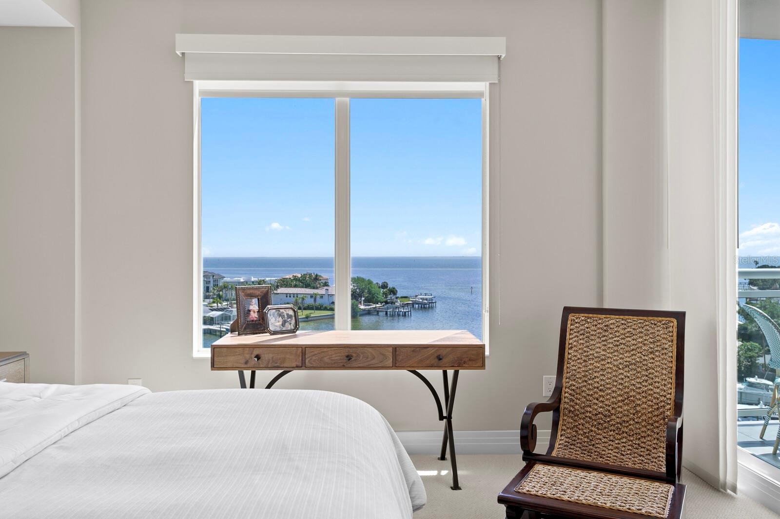 Image 33 of 59 For 1325 Snell Isle Boulevard Ne 709