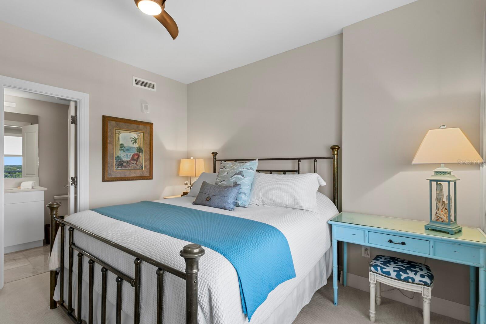 Image 39 of 59 For 1325 Snell Isle Boulevard Ne 709