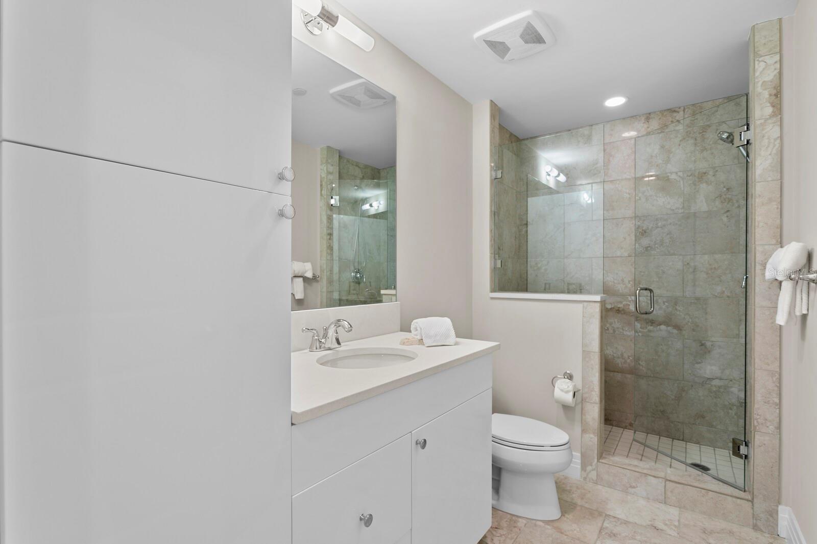 Image 41 of 59 For 1325 Snell Isle Boulevard Ne 709