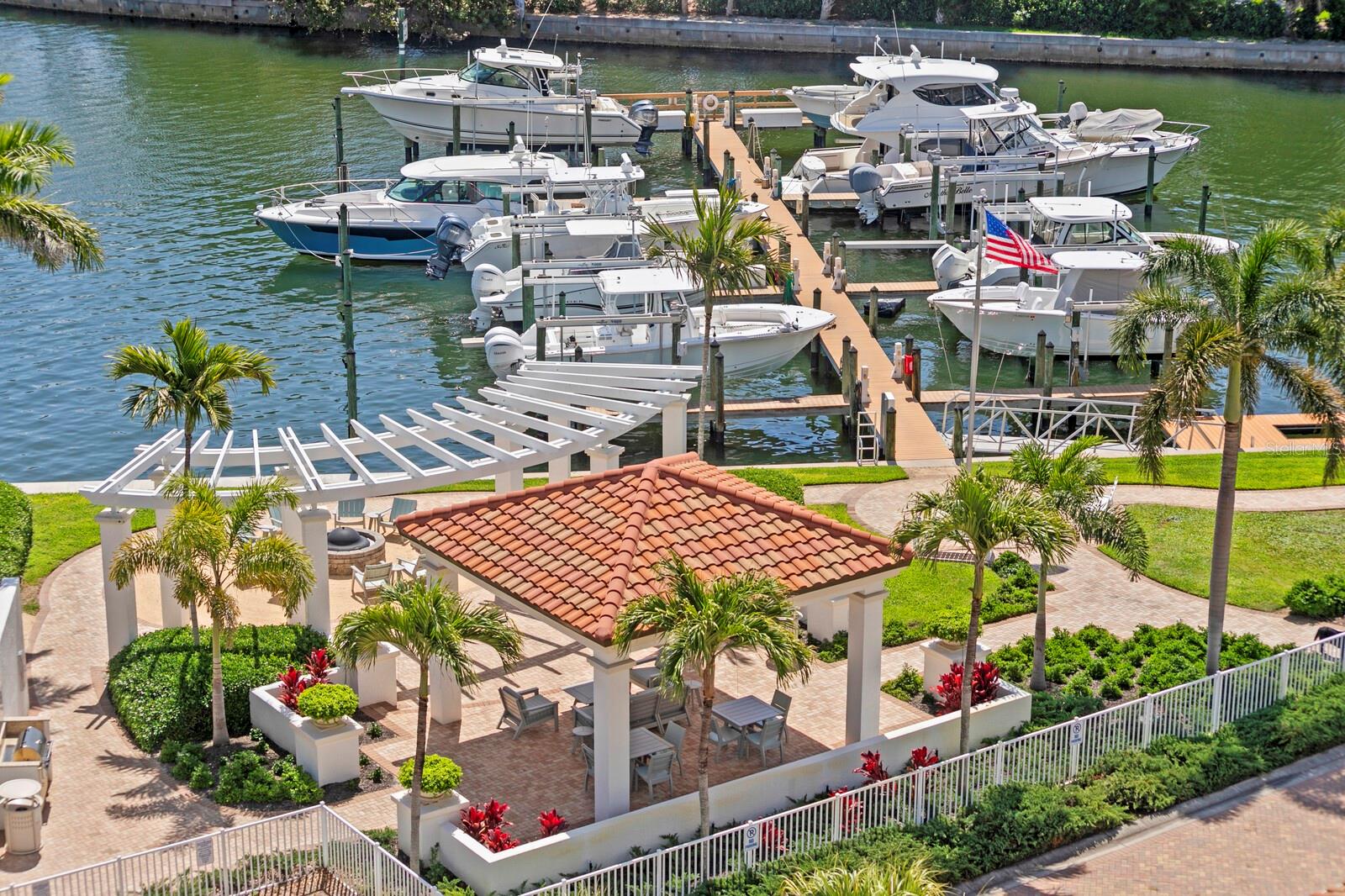 Image 5 of 59 For 1325 Snell Isle Boulevard Ne 709