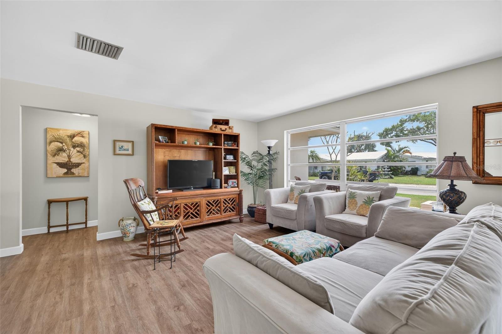 Image 6 of 36 For 9697 41st Street N