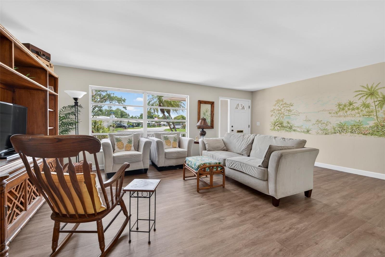 Image 7 of 36 For 9697 41st Street N