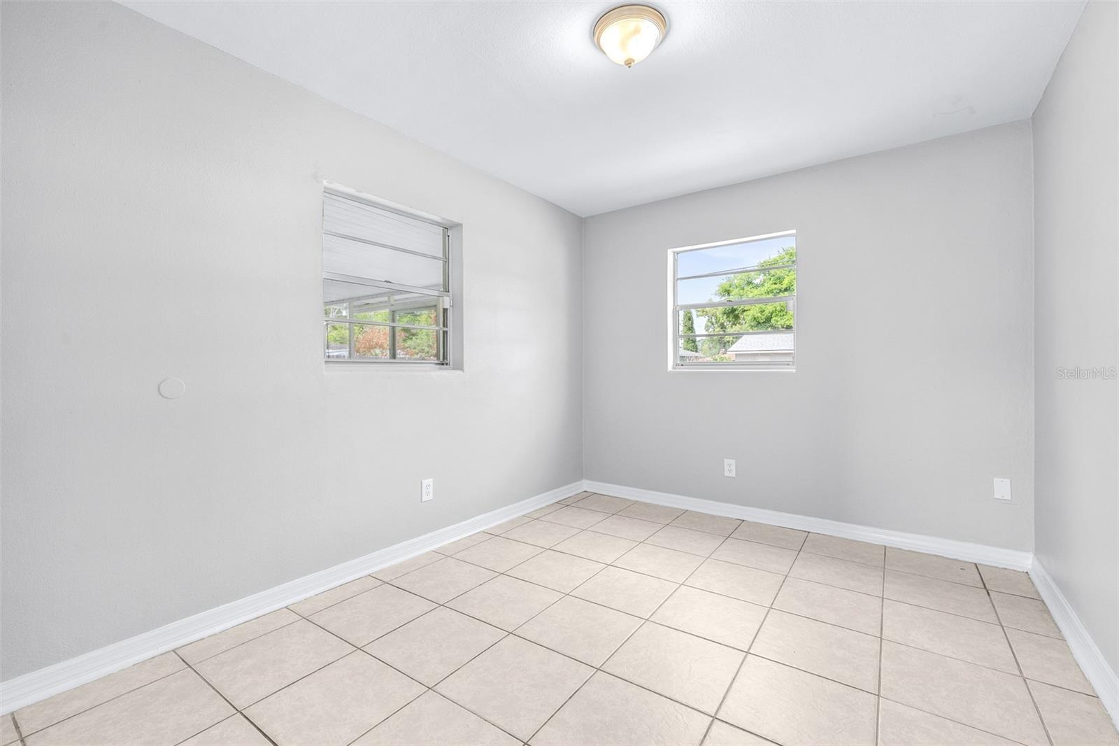 Image 29 of 58 For 2524 Kiwanis Avenue